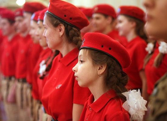 400 комплектов формы юнармейцев получат 16 школ Нижнего Новгорода