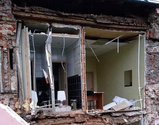 Стена Центра подготовки церковных специалистов обрушилась в Нижнем Новгороде