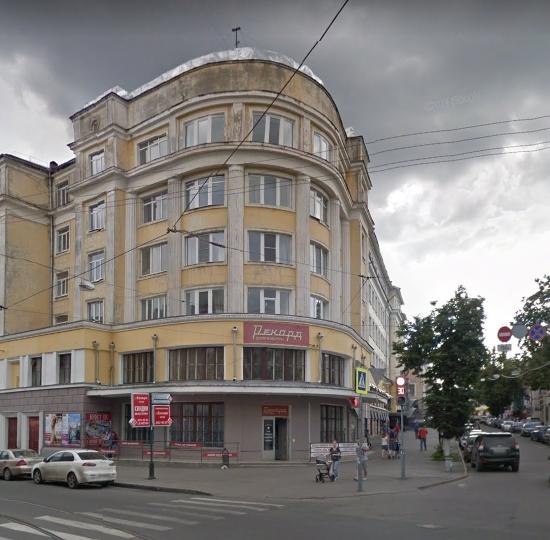 Часть здания киноцентра «Рекорд» в Нижнем Новгороде выставили на торги
