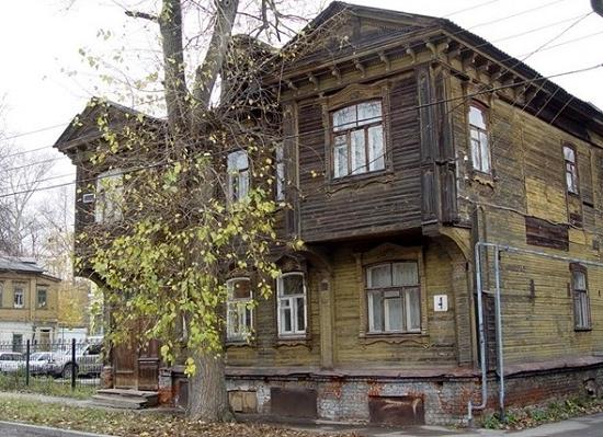 Кармазина: Надо раздать расселенные деревянные дома в Нижнем Новгороде молодым семьям без жилья