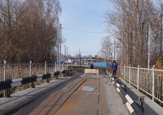 Жителей Балахны отрезали от цивилизации из-за ремонта моста на реке Теплушка 