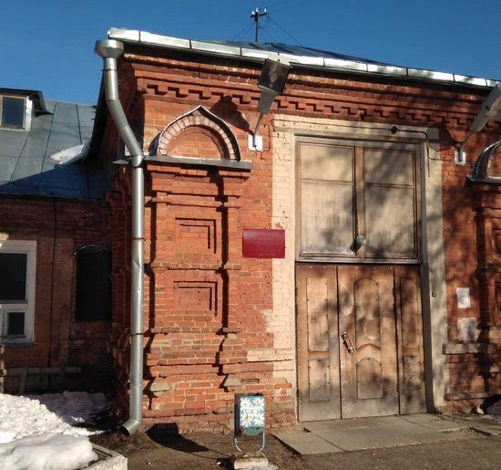 Нижегородская епархия при помощи чиновников «переселила» детскую поликлинику в старую монастырскую баню 