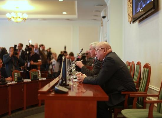 Депутаты проголосовали за то, чтобы публично ни о чем не спрашивать нижегородского губернатора Шанцева