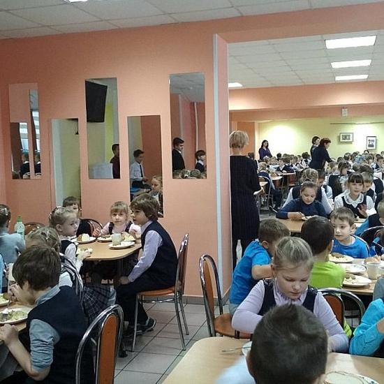 50 млн руб. обещает глава ЕЦМЗ Жмакин вложить в модернизацию пищеблоков школ Нижнего Новгорода