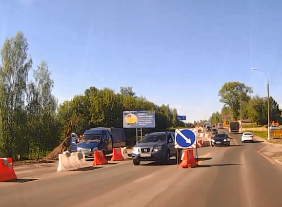 Продолжается расширение автодороги в поселке Афонино возле Нижнего Новгорода