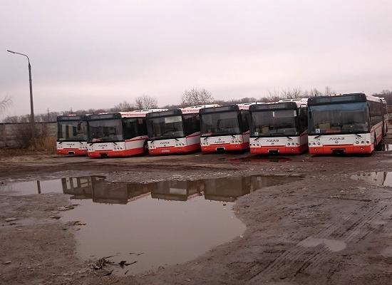  Более 20 сочлененных автобусов по цене 20 млн руб. почти пять лет ждут ремонта в Нижнем Новгороде