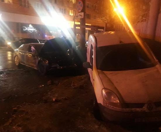 Иномарка вылетела на тротуар, ранив девять детей в Нижнем Новгороде