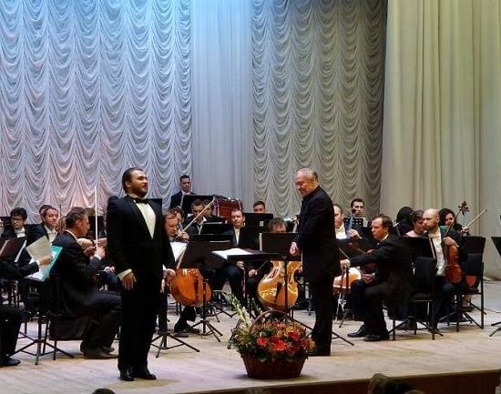 Концерты и другие развлечения еще запрещены в Нижегородской области. Но не всем