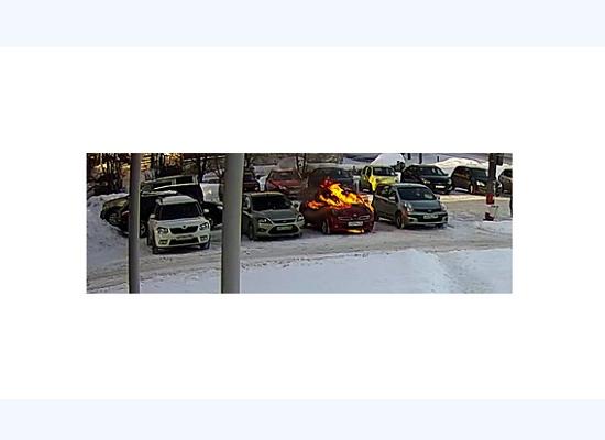 Сожжена машина главы отдела муниципального контроля Балахнинского района Нижегородской области