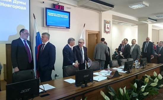 Депутаты гордумы проголосовали за досрочную отставку главы Нижнего Новгорода Карнилина
