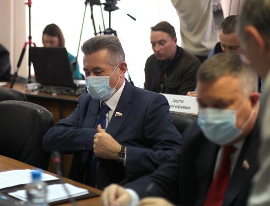 Носить маски против гриппа призывает нижегородцев Управление Роспотребнадзора