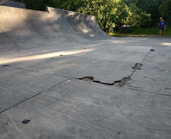 Стала опасна площадка для скейтборда в парке Пушкина Нижнего Новгорода