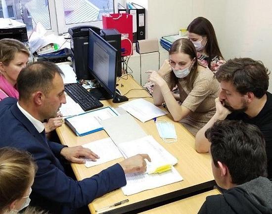 ОИК №25 в Нижегородском районе отказалась зарегистрировать кандидата в депутаты от «Яблока» Садомовского