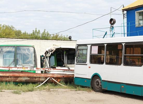  Причины ДТП с автобусами МП «Нижегородпассажиравтотранс» выяснял сити-менеджер Нижнего Новгорода Белов 