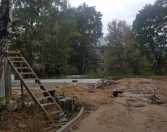 Жители просят не допустить строительства дома и сделать сквер на Ульянова в Нижнем Новгороде