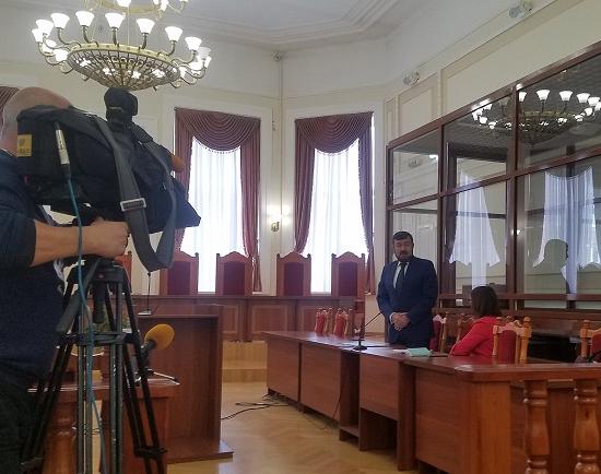 Защита просит суд оправдать политтехнолога Воронова, обвиненного в хищении 5 млн руб. бизнесмена Дзепы 