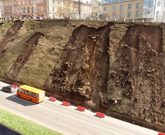 Почти на два месяца будет сужена проезжая часть на Зеленском съезде в Нижнем Новгороде